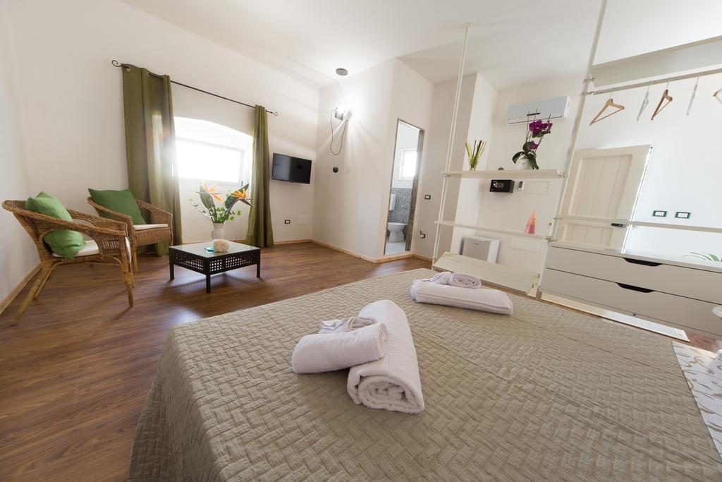 Giardino Nascosto Bed & Breakfast Taviano  Cameră foto